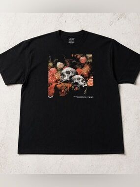 VANS Men’s Black XL skull & roses tshirt